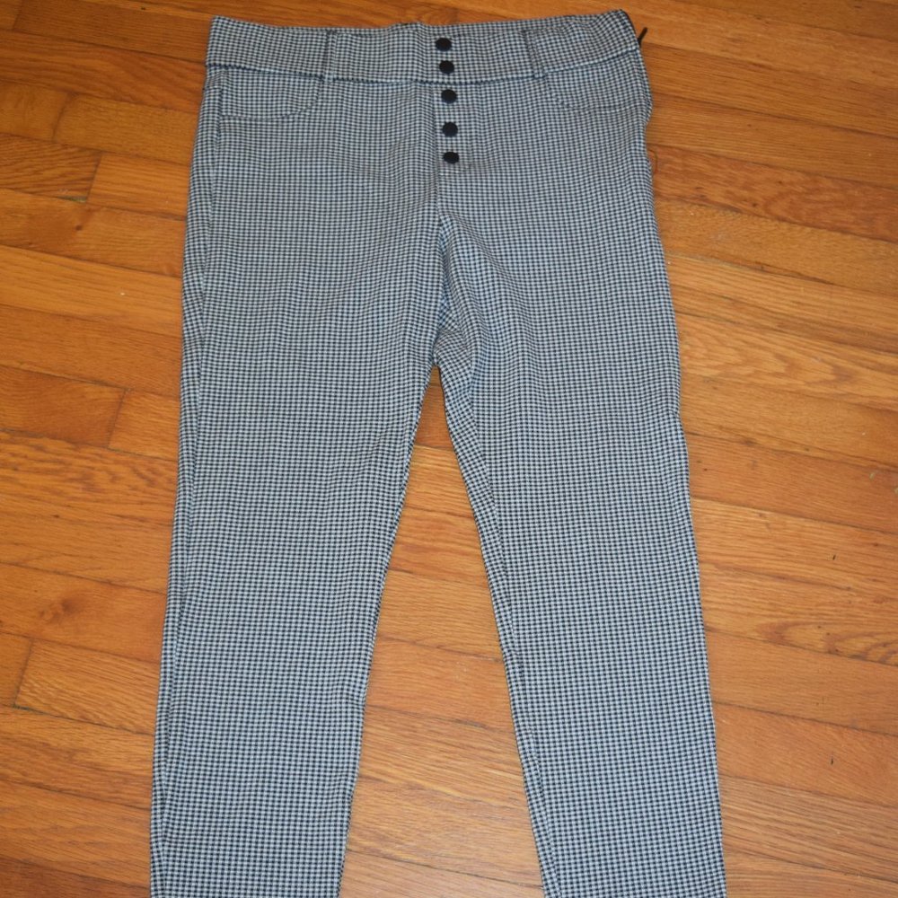 Zara Black & White Plaid High-Waisted Leggings